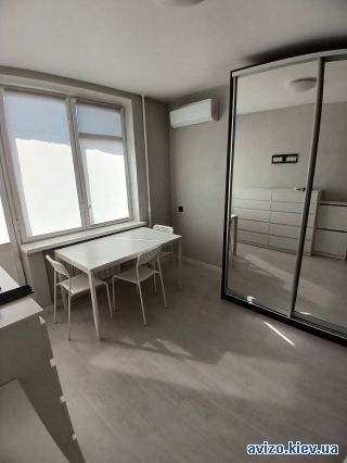 Аренда <a class='adt__geo' href='/nerukhomist/orenda-kvartyr-dovhostrokovo/kyiv/q-1-кімнатні/'>1 кімната</a>-комнатной квартиры, ст.м. Дружбы народов