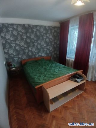Сдам <a class='adt__geo' href='/nerukhomist/orenda-kvartyr-dovhostrokovo/kyiv/q-2-кімнатні/'>2 кімнати</a>-комнатную квартиру, ст.м. Дарница