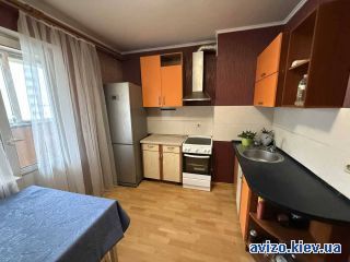 Продам <a class='adt__geo' href='/nerukhomist/prodazh-kvartyr/kyiv/q-1-кімнатні/'>1 кімната</a>-комнатную квартиру