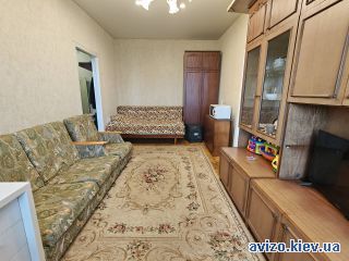 Аренда <a class='adt__geo' href='/nerukhomist/orenda-kvartyr-dovhostrokovo/kyiv/q-2-кімнатні/'>2 кімнати</a>-комнатной квартиры, ст.м. Дарница