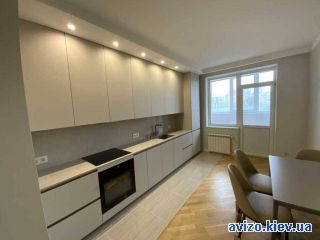 Продается <a class='adt__geo' href='/nerukhomist/prodazh-kvartyr/kyiv/q-3-кімнатні/'>3 кімнати</a>-комнатная квартира, ст.м. Левобережная