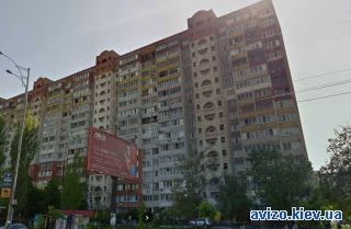 Продается <a class='adt__geo' href='/nerukhomist/prodazh-kvartyr/kyiv/q-3-кімнатні/'>3 кімнати</a>-комнатная квартира