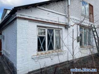 Продаж частини будинку на залізничному селищі.