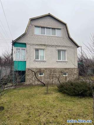 Продається 2-х поверховий дачний будинок , біля річки Рось!