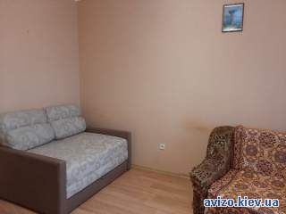 Продаж квартири Милославська