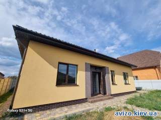 Долгосрочная аренда  1 єт.нового дома 130кв.м. в с.Осещина,9 соток