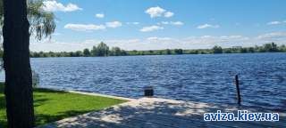 Посуточная аренда 1 эт.дома 40 кв.м. в с.Осещина на берегу, свой  пляж
