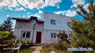 Продам 2 єт. дом 130 кв.м. в с. Хотяновка,6 соток земли