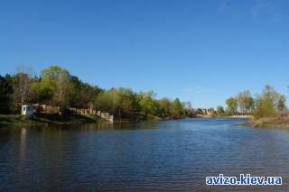 Продам 12 соток земли возле р.Десна в с.Новоселки,КГ Гавань