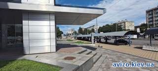 1014459 Оренда торгових приміщень в ТЦ Навігатор на бульварі Міхновськ