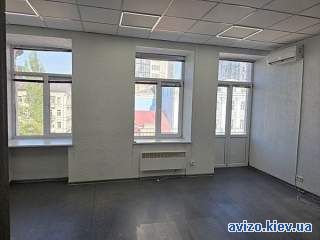 Аренда офиса 140 м2 (5 кабинетов) в центре, метро Олимпийска