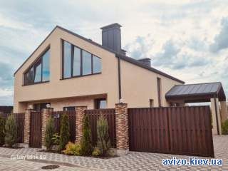 Продам 2 єт.кирпичній дом 160 кв.м. в с.Лесники,КГ Солнечній склон
