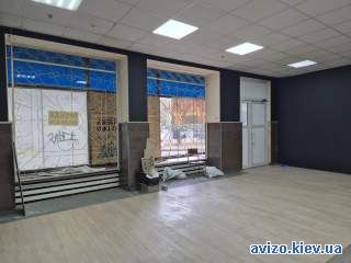 Оренда Фасад 140квм Магазин Каденюка 9