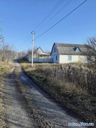 Продам будинок за Києвом