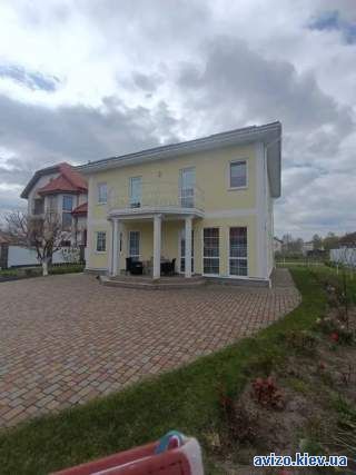 3-к будинок Бориспільський, Петропавлівське, Малинна 9