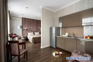 готель Київ, Печерський, Велика Васильківська 72