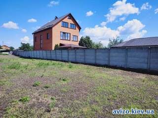 ділянка під житлову забудову Броварський, Погреби, Центральная
