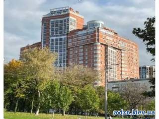 3-к квартира Київ, Печерський, Ковпака 17
