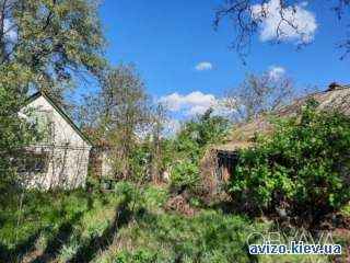 Продам 1/2 будинку с.Рогозів