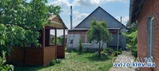 Продам будинок с.Гуровщина. Альтанка, баня, літня кухня, газ, сад