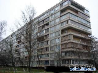Продам 1/2 частину 3 кімн. на В. Липківського