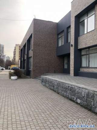 Продаж офісних приміщень, вул. Лук'янівська 1.