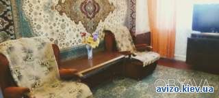 77.4 м з холом 10 м, окремий тамбур на 2 квартири. Вселйся-живи. Власник. Торг.