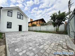 3-к будинок Обухівський, Хотів, Молодіжна